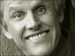 [Image: gary-busey-insane.jpg]