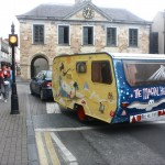 Stuart_Wilde_Hippie_caravan_highstreet1