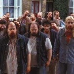 shaun-of-the-dead-zombie-crowd